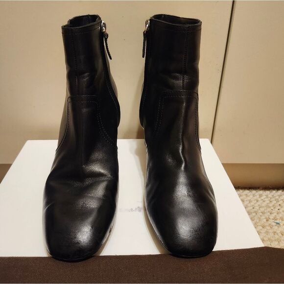 Tod's Black Calfskin Leather Square Toe Chunky Heel Ankle Boots Sz.9/39.5 $885 - Picture 3 of 16